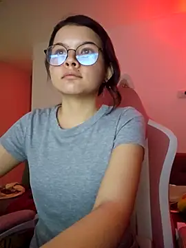 azumiichan online show from November 19, 12:21 am