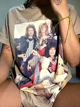 amy gata online show from September 8, 11:04 pm