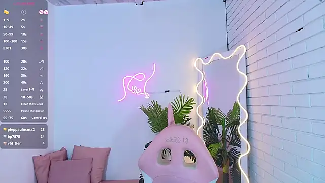 Chiara tay online show from March 10, 10:15 am