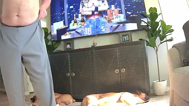 Snapshot of Sexyfunsize chatting on January 12, 6:13 pm Sexyfunsize online show from January 12, 6:13 pm