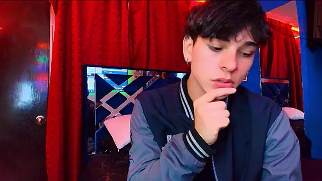 Luke Howland online show from March 17, 3:00 am