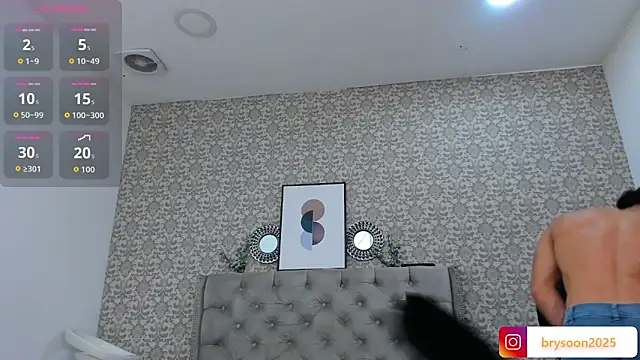 Snapshot of Bryson_Collins_ chatting on September 15, 11:16 pm Bryson Collins online show from September 15, 11:16 pm