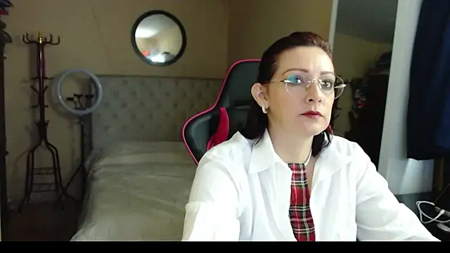 Carol Scottt online show from March 21, 1:01 pm