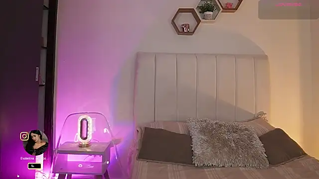 Madison evans1 online show from September 25, 3:54 am