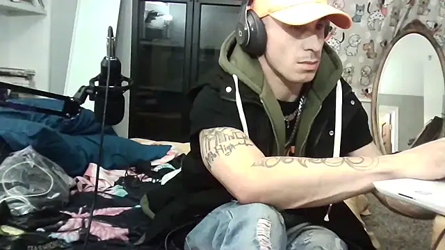 --D-a-D-D-y- online show from March 9, 9:57 am