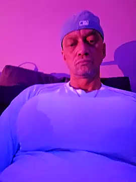 McdyllanXX online show from March 4, 8:05 pm