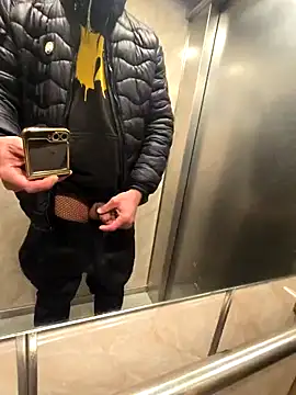 McdyllanXX online show from March 8, 10:56 pm