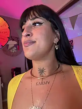 CarolaDrago online show from March 23, 9:19 pm