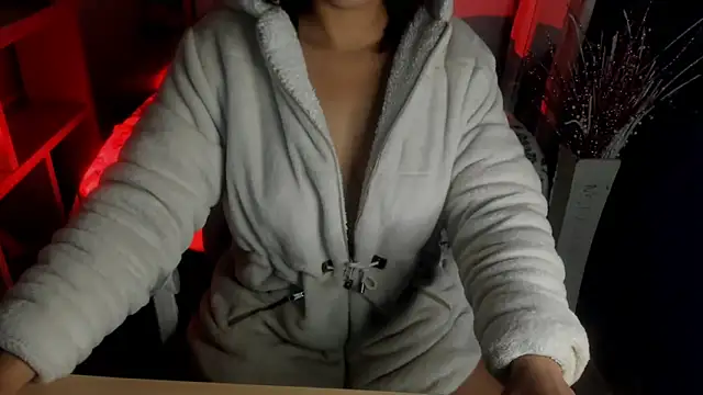 Snapshot of Mishka__ chatting on February 16, 9:11 pm Mishka online show from February 16, 9:11 pm