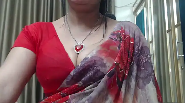 desi-maisa130 online show from January 24, 9:47 pm