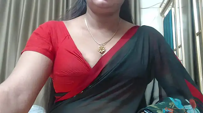 desi-maisa130 online show from March 22, 5:31 pm
