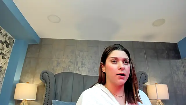 SophiaLaurens online show from February 8, 5:08 am