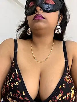 Snapshot of Lovley_Eesha chatting on April 14, 5:30 pm Lovley Eesha online show from April 14, 5:30 pm