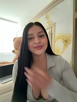 Snapshot of sarasoto_1 chatting on February 27, 2:06 pm sarasoto 1 online show from February 27, 2:06 pm