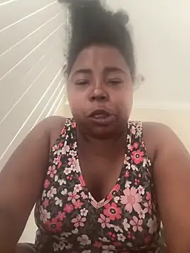 JCCaramelbarbie1 online show from July 9, 1:26 pm
