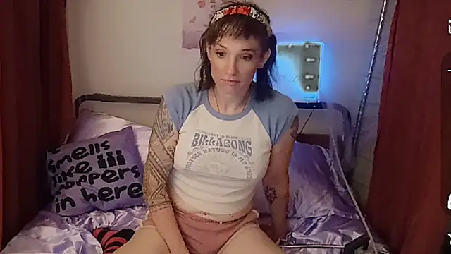 cassiemichellexx online show from June 16, 8:39 am