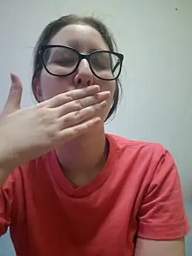 Snapshot of Sarah459 chatting on May 2, 8:36 pm Sarah459 online show from May 2, 8:36 pm