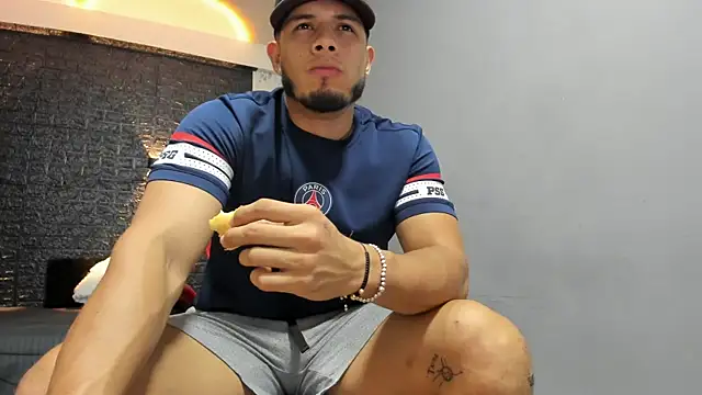 taurus boy1 online show from November 5, 11:05 pm