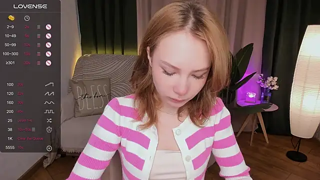 LanaBlu  online show from December 2, 6:52 am