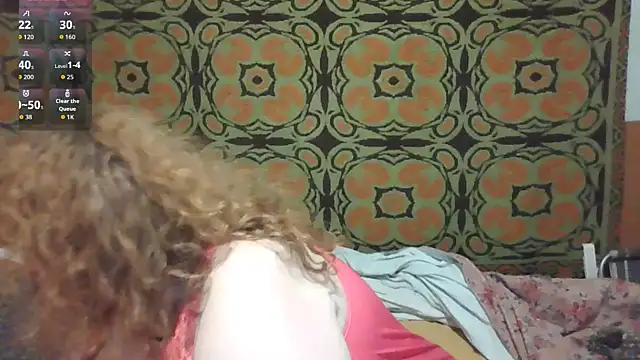 Snapshot of RoseRed69 chatting on October 14, 11:38 pm RoseRed69 online show from October 14, 11:38 pm