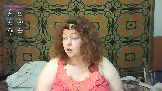 Snapshot of RoseRed69 chatting on October 17, 1:42 am RoseRed69 online show from October 17, 1:42 am