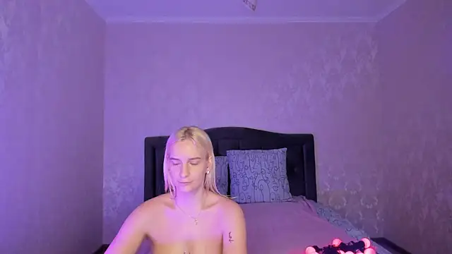 Amanda054 online show from February 12, 8:29 pm