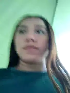 Snapshot of caro_sweett chatting on December 27, 4:21 pm caro sweett online show from December 27, 4:21 pm