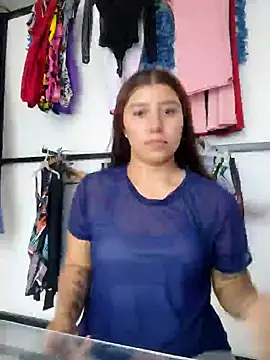 Snapshot of caro_sweett chatting on February 4, 6:27 pm caro sweett online show from February 4, 6:27 pm