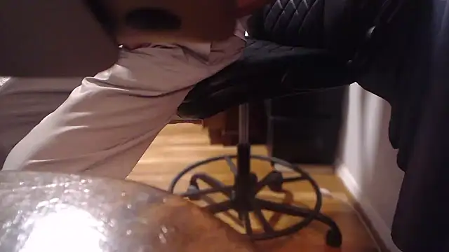 flexingplexico online show from March 20, 8:31 am