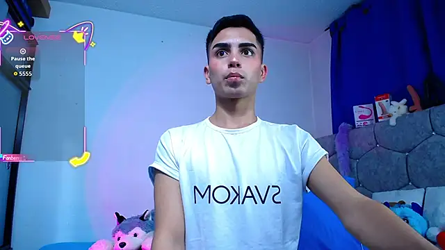 OwenBluee online show from October 12, 1:48 am