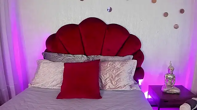 Snapshot of AndreaPink2024 chatting on March 17, 12:52 pm AndreaPink2024 online show from March 17, 12:52 pm