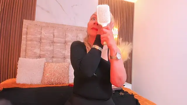 Snapshot of AnastasiaTaylor_ chatting on September 12, 3:06 am AnastasiaTaylor online show from September 12, 3:06 am