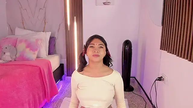 Snapshot of mia_six66 chatting on October 12, 11:53 am mia six66 online show from October 12, 11:53 am