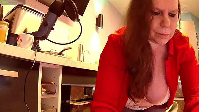 Endrocleia online show from March 15, 1:33 am