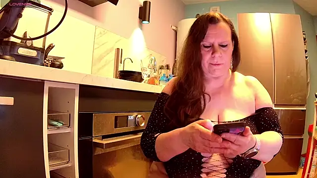 Endrocleia online show from April 8, 12:21 am