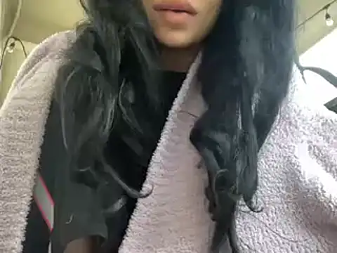 Snapshot of myloveforyouu chatting on January 20, 11:10 pm myloveforyouu online show from January 20, 11:10 pm