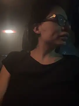 Snapshot of myloveforyouu chatting on October 21, 1:50 am myloveforyouu online show from October 21, 1:50 am