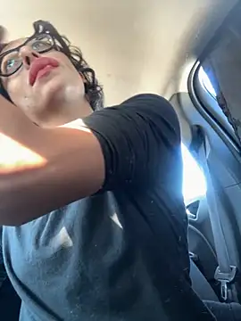 Snapshot of myloveforyouu chatting on November 2, 4:42 pm myloveforyouu online show from November 2, 4:42 pm