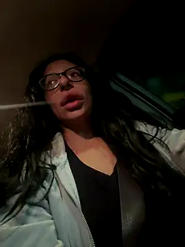 Snapshot of myloveforyouu chatting on November 13, 3:05 am myloveforyouu online show from November 13, 3:05 am