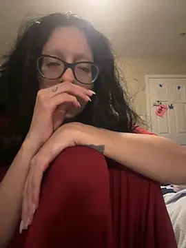 Snapshot of myloveforyouu chatting on November 15, 8:00 am myloveforyouu online show from November 15, 8:00 am