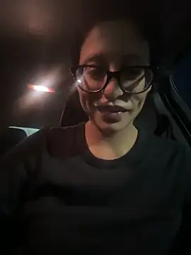 Snapshot of myloveforyouu chatting on November 17, 12:16 am myloveforyouu online show from November 17, 12:16 am