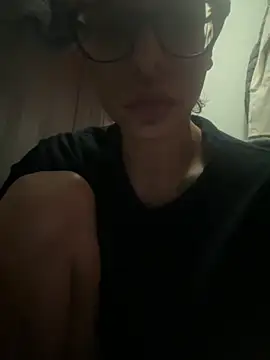 Snapshot of myloveforyouu chatting on November 21, 11:36 pm myloveforyouu online show from November 21, 11:36 pm