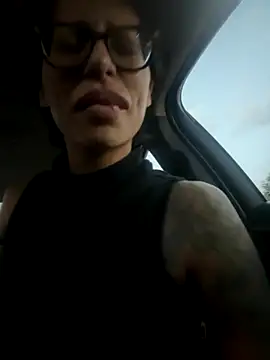 Snapshot of myloveforyouu chatting on November 22, 11:48 pm myloveforyouu online show from November 22, 11:48 pm