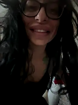 Snapshot of myloveforyouu chatting on November 24, 3:23 pm myloveforyouu online show from November 24, 3:23 pm