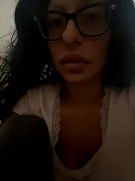 Snapshot of myloveforyouu chatting on November 27, 6:21 pm myloveforyouu online show from November 27, 6:21 pm