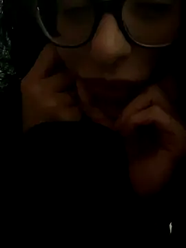 Snapshot of myloveforyouu chatting on December 2, 5:35 am myloveforyouu online show from December 2, 5:35 am