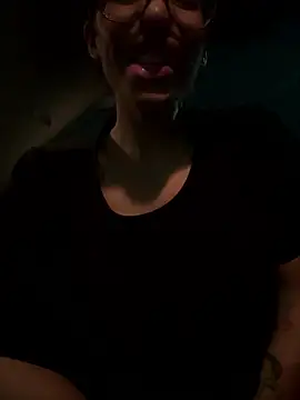 Snapshot of myloveforyouu chatting on January 10, 2:46 am myloveforyouu online show from January 10, 2:46 am