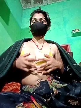 Snapshot of HOTBABITARAJ chatting on February 6, 9:53 am HOTBABITARAJ online show from February 6, 9:53 am