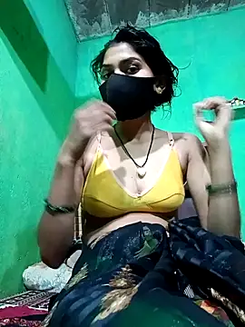 Snapshot of HOTBABITARAJ chatting on February 15, 8:33 am HOTBABITARAJ online show from February 15, 8:33 am