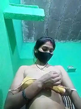 Snapshot of HOTBABITARAJ chatting on March 19, 3:52 am HOTBABITARAJ online show from March 19, 3:52 am